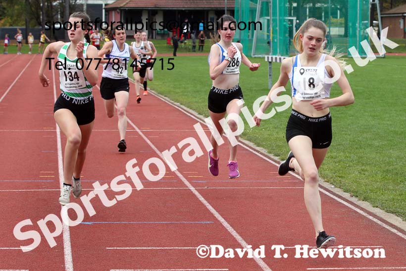One mile, NECAA Open Meeting, Morpeth, Sunday, October 18th. David T. Hewitson/Sports for All Pics